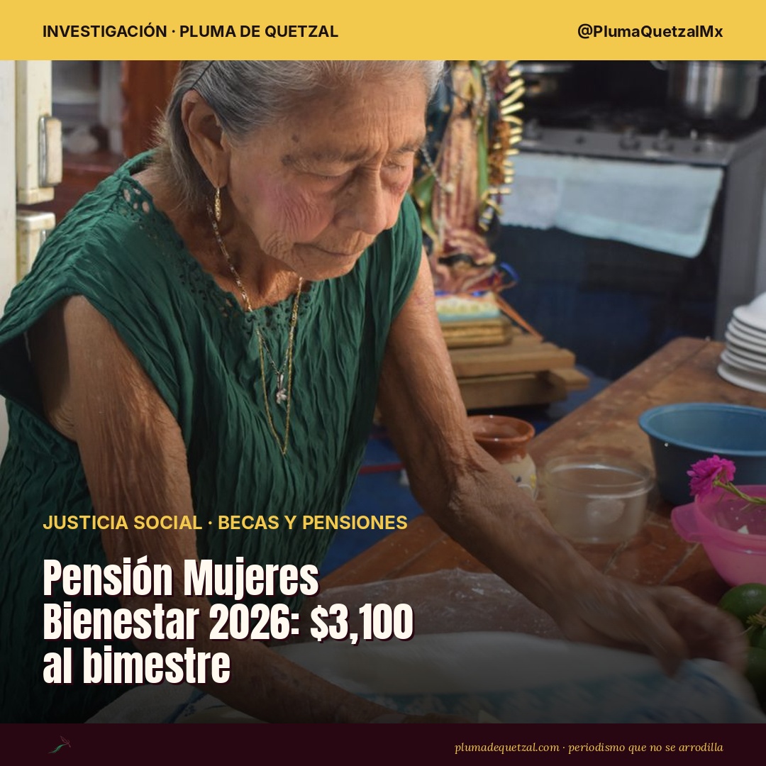 Mujer mayor mexicana prepara tortillas a mano en una cocina tradicional, con la portada de la nota sobre la Pensión Mujeres Bienestar 2026. Foto: Ceci DGondeles / Pexels
